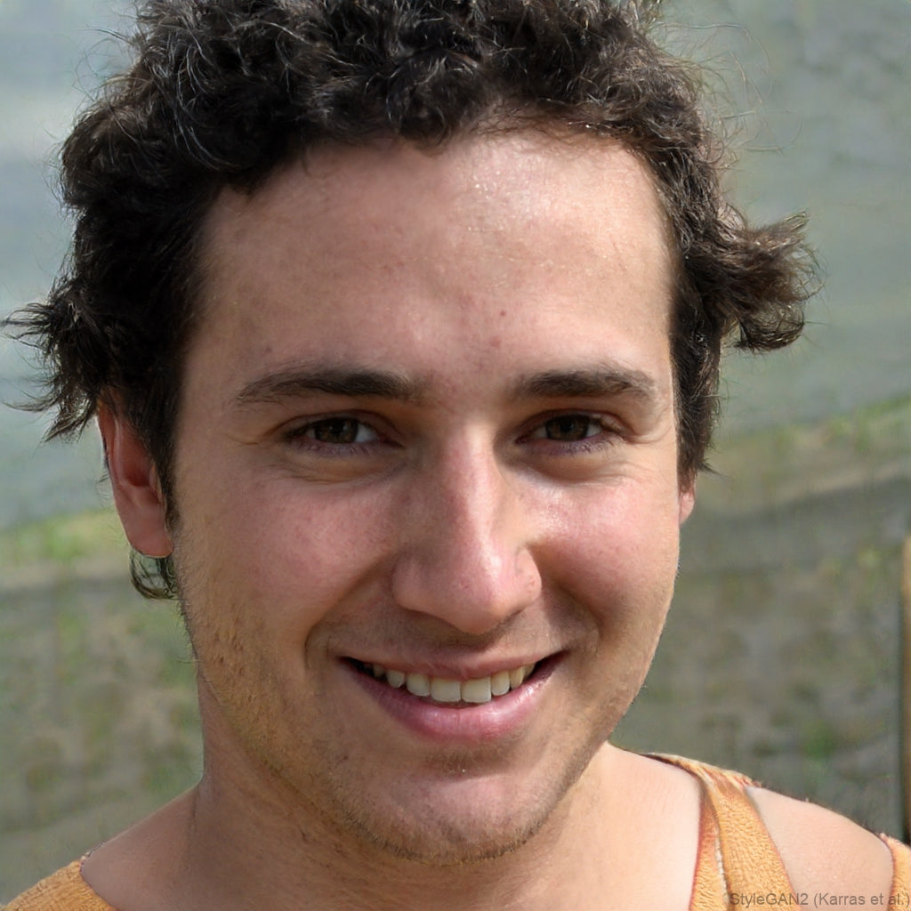 <em>Javi V.</em>